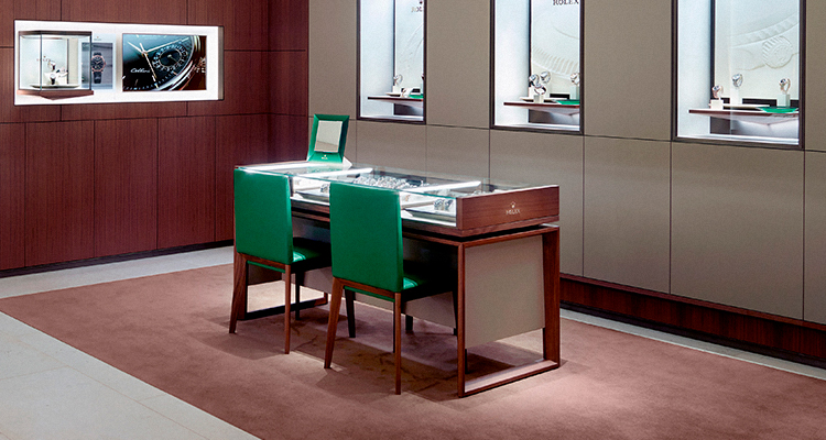 contact banner portrait 06